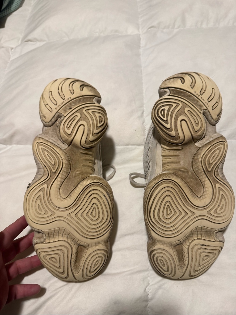 Mens Yeezy Sneakers - Picture 5 of 5